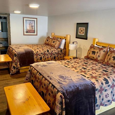 Island Park Lodge Extérieur photo